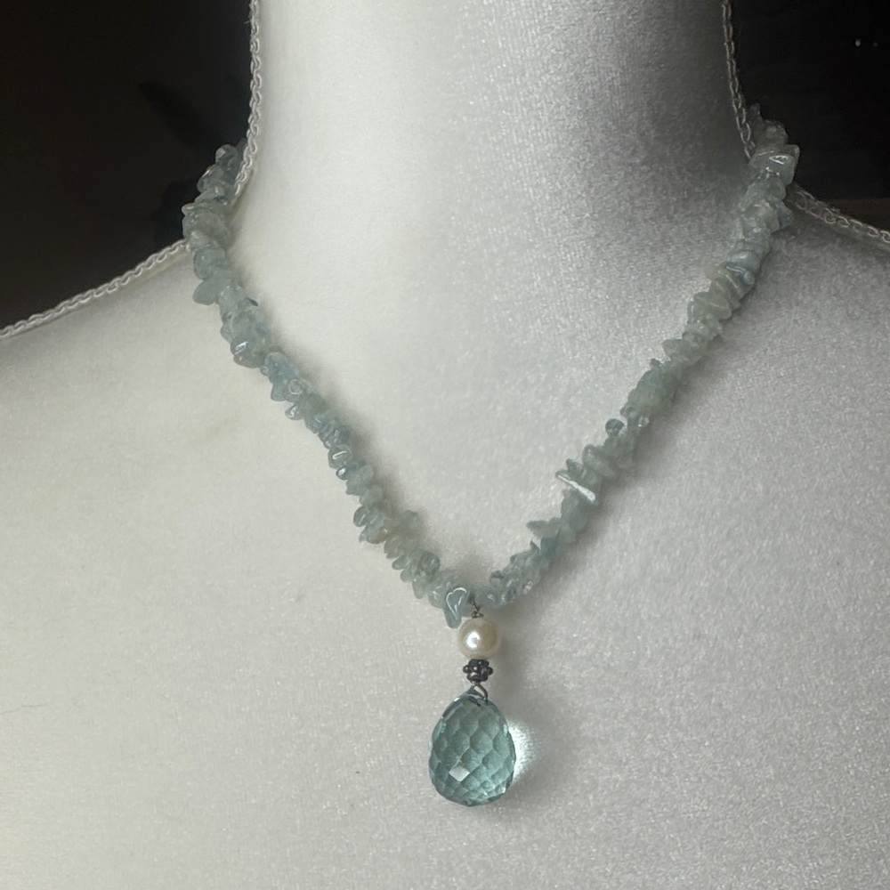 Elegant Aquamarine Necklace with Pearl Accent